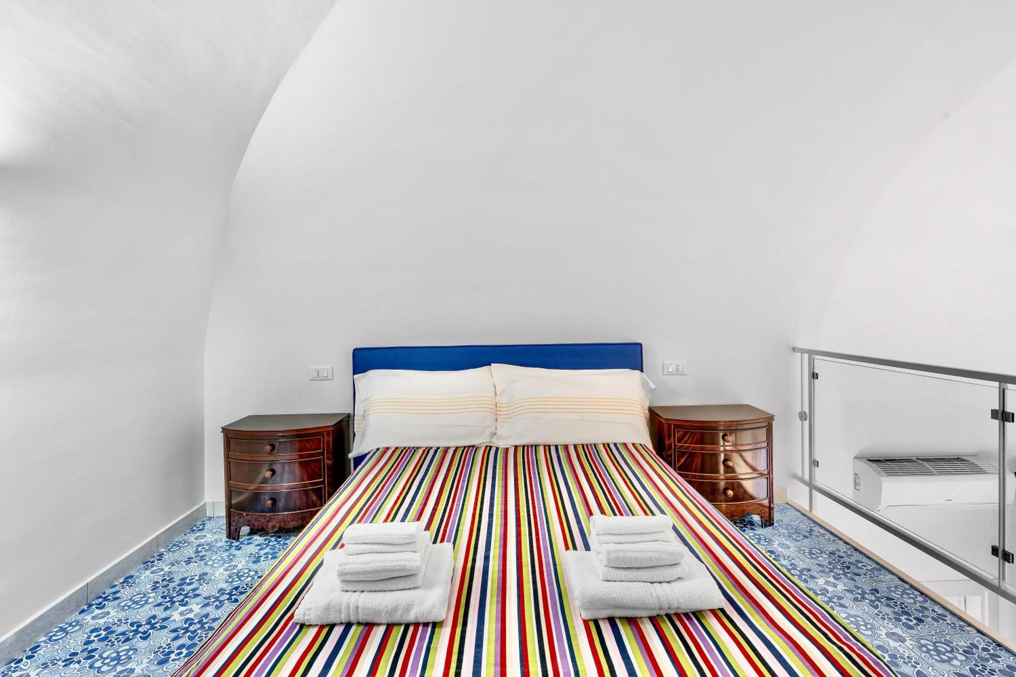 Luxe Minimal Duplex, Amalfi Coast - Airhome Vico Equense Eksteriør billede